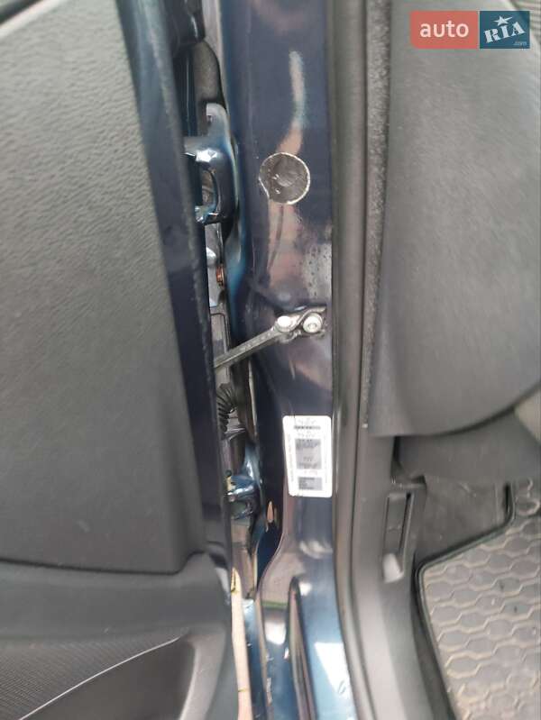 Хэтчбек Peugeot 308 2011 в Луцке