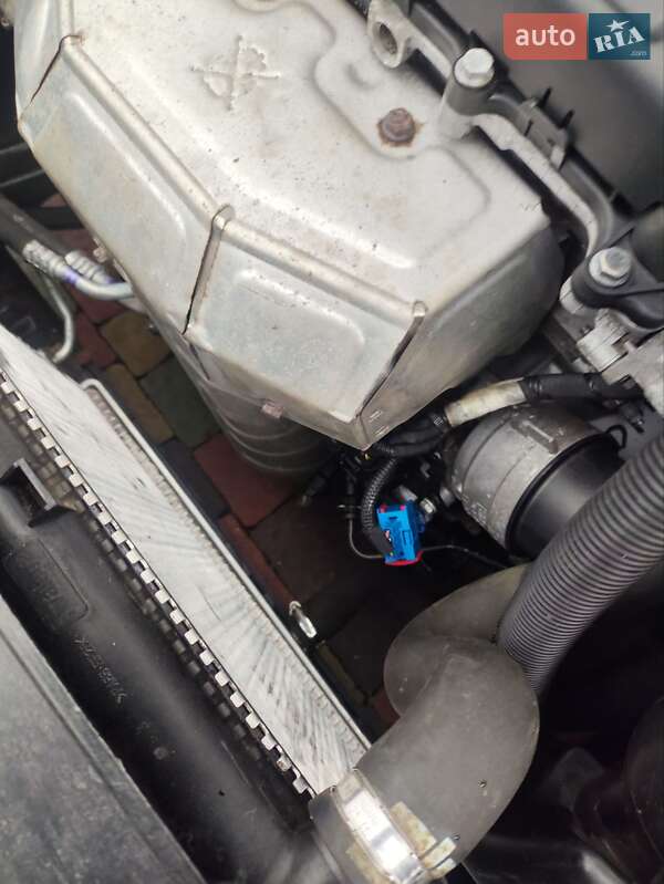 Хэтчбек Peugeot 308 2011 в Луцке