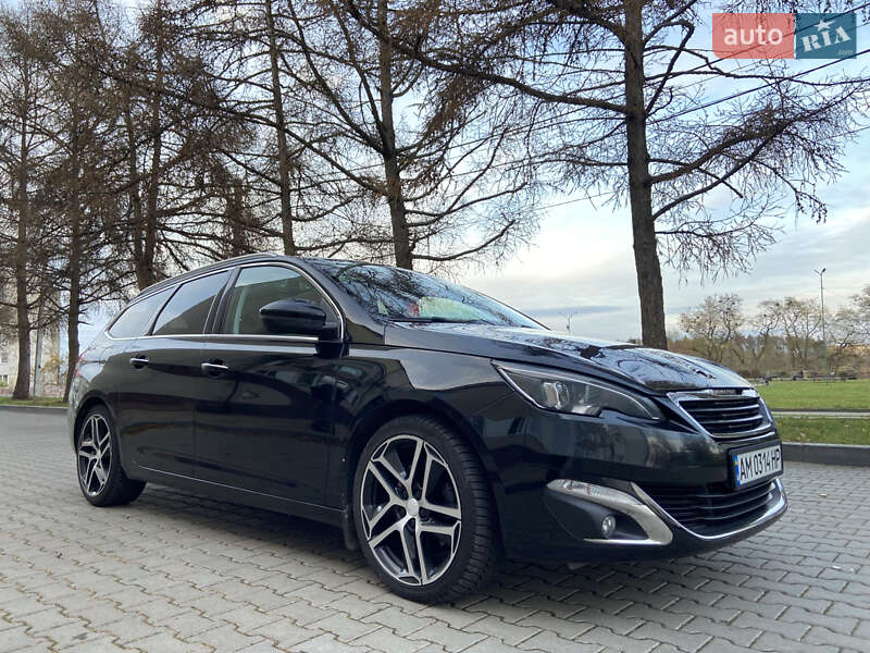 Универсал Peugeot 308 2015 в Звягеле