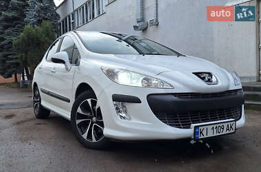 Хэтчбек Peugeot 308 2010 в Виннице