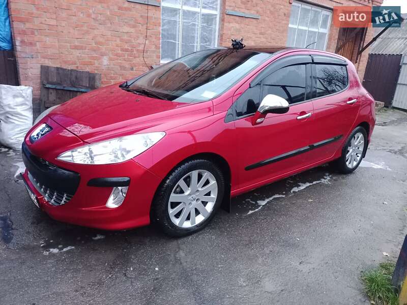 Хэтчбек Peugeot 308 2008 в Ромнах