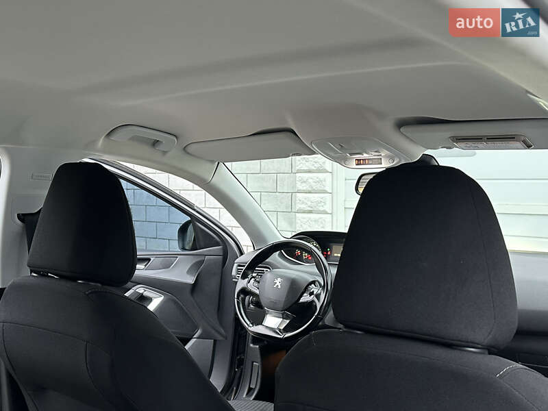 Хэтчбек Peugeot 308 2015 в Одессе фото 53 Хэтчбек Peugeot 308 2015 в Одессе
