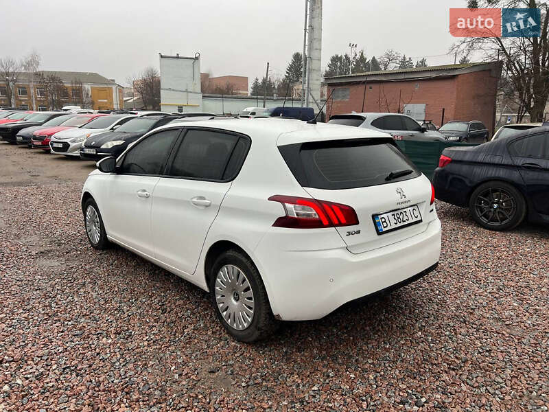 Хэтчбек Peugeot 308 2015 в Полтаве