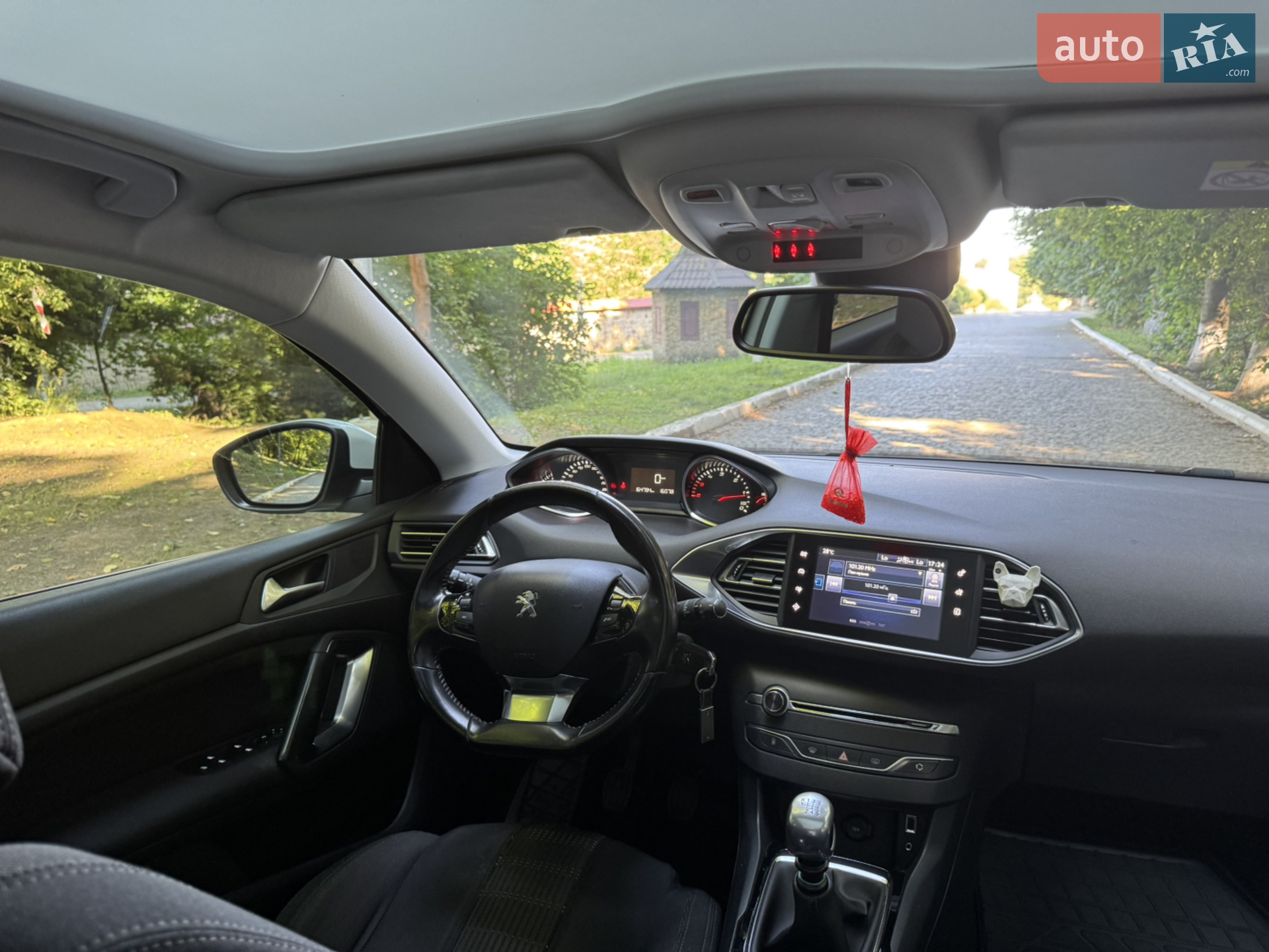 Peugeot 308 2015 VIN VF3LCBHZHFS211812 фото оголошення 23 з 29
