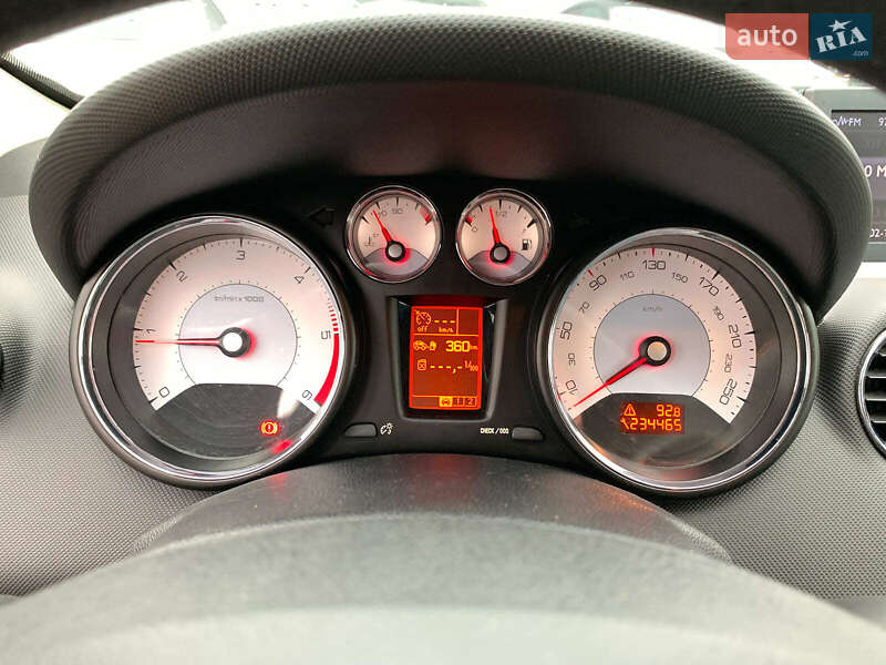 Универсал Peugeot 308 2010 в Виннице