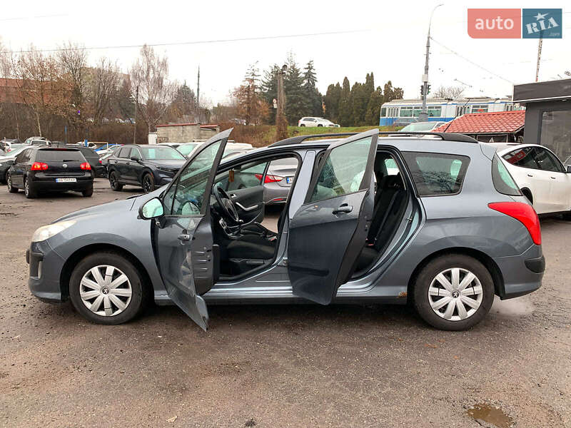 Универсал Peugeot 308 2010 в Виннице