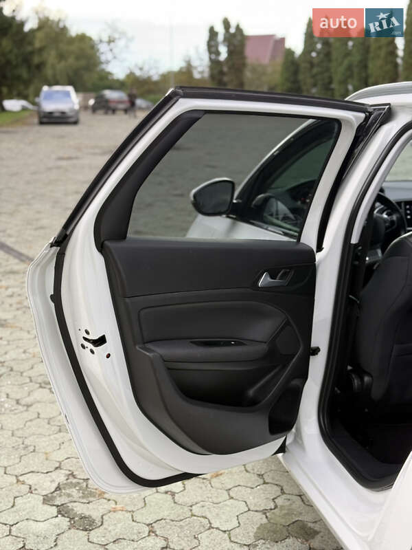 Универсал Peugeot 308 2021 в Дубно