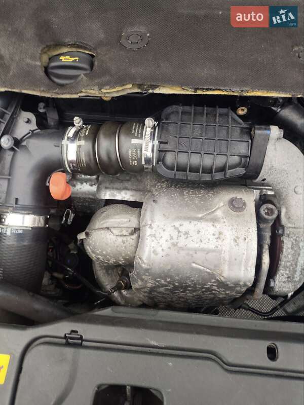 Универсал Peugeot 308 2015 в Луцке фото 30 Универсал Peugeot 308 2015 в Луцке