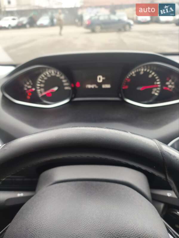 Универсал Peugeot 308 2015 в Луцке фото 41 Универсал Peugeot 308 2015 в Луцке