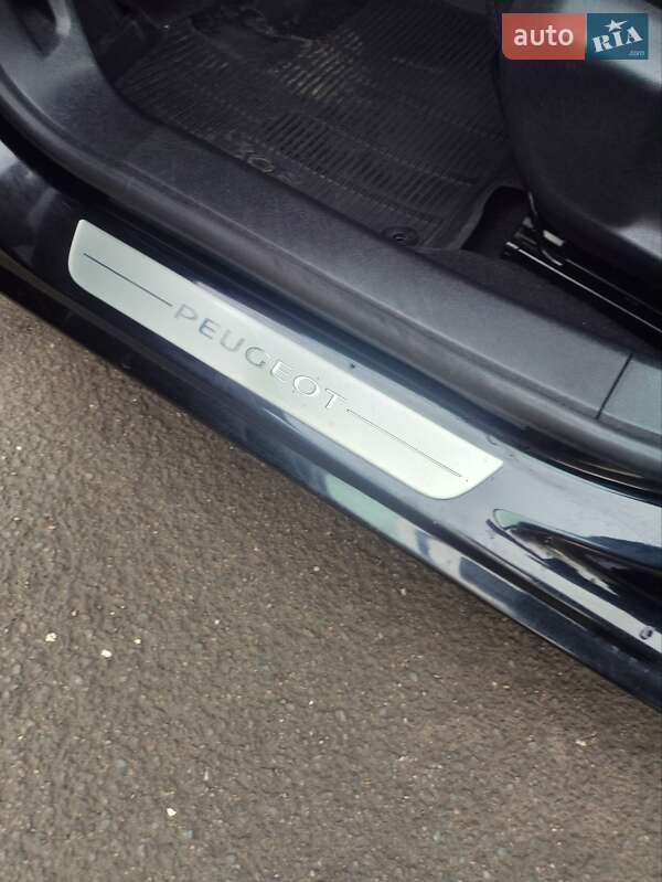Универсал Peugeot 308 2015 в Луцке фото 38 Универсал Peugeot 308 2015 в Луцке