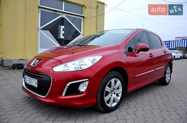 Хэтчбек Peugeot 308 2012 в Львове