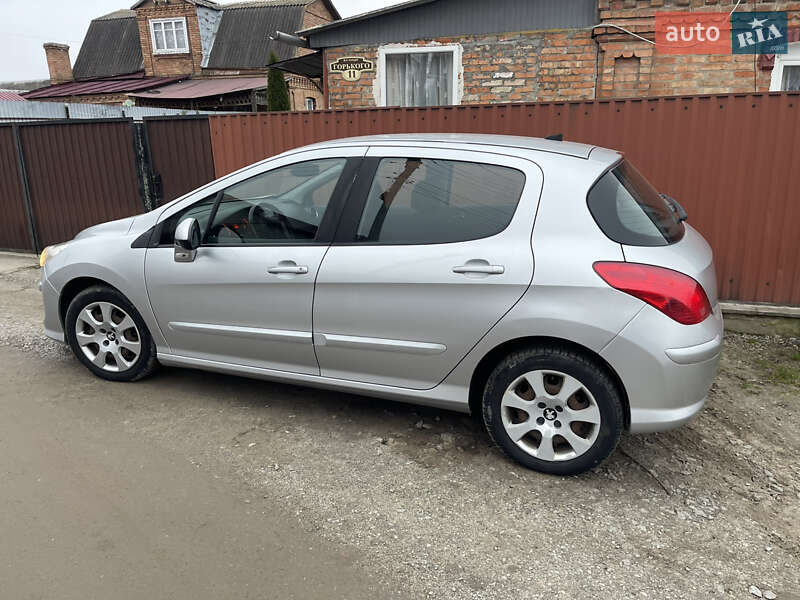 Хэтчбек Peugeot 308 2009 в Бердичеве