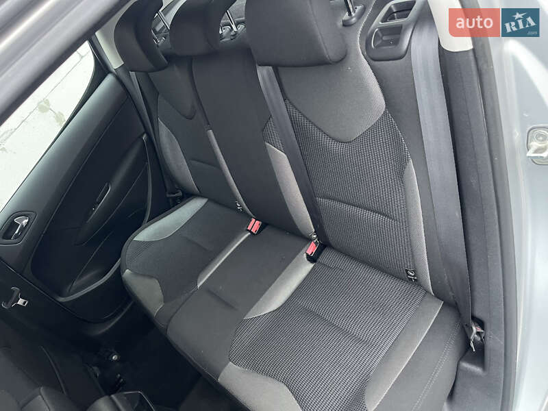Хэтчбек Peugeot 308 2009 в Бердичеве
