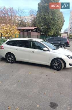 Універсал Peugeot 308 2015 в Новомосковську