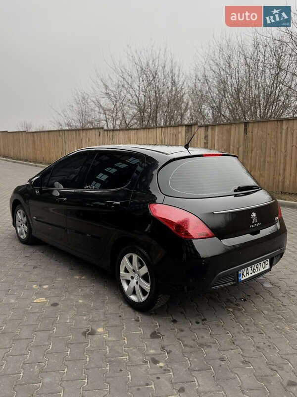 Хэтчбек Peugeot 308 2013 в Киеве фото 6 Хэтчбек Peugeot 308 2013 в Киеве