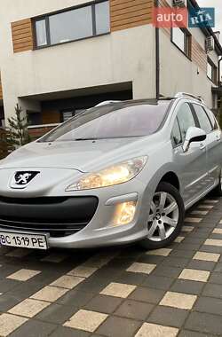 Универсал Peugeot 308 2011 в Стрые