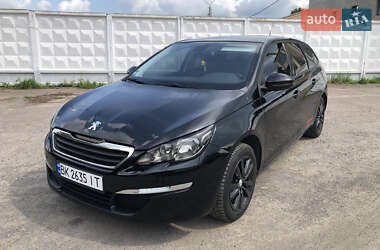 Універсал Peugeot 308 2017 в Рівному