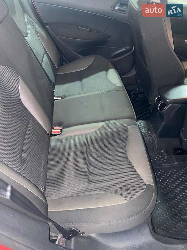 Хэтчбек Peugeot 308 2008 в Полтаве фото 3 Хэтчбек Peugeot 308 2008 в Полтаве