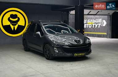 Универсал Peugeot 308 2010 в Черновцах