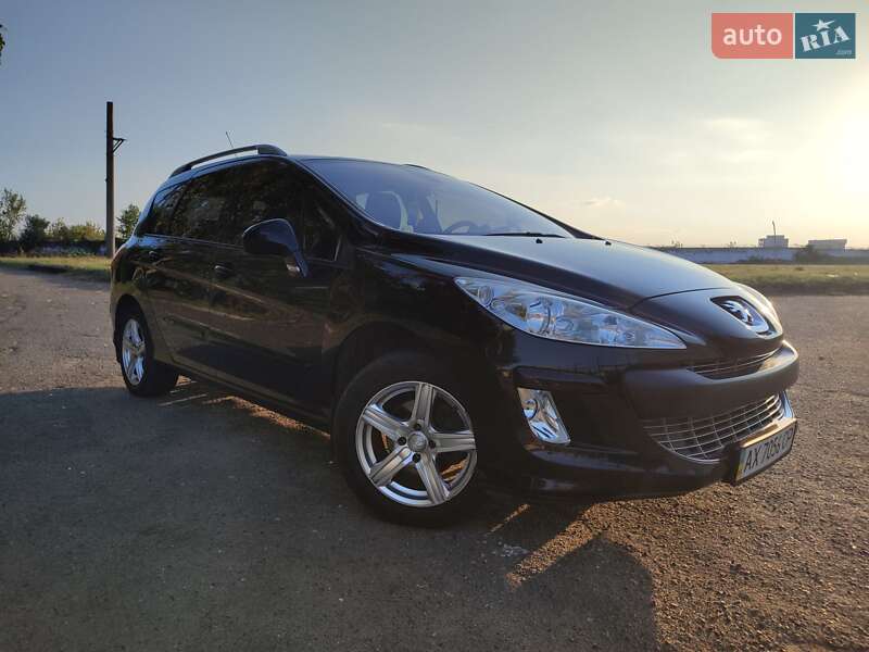 Універсал Peugeot 308 2010 в Харкові