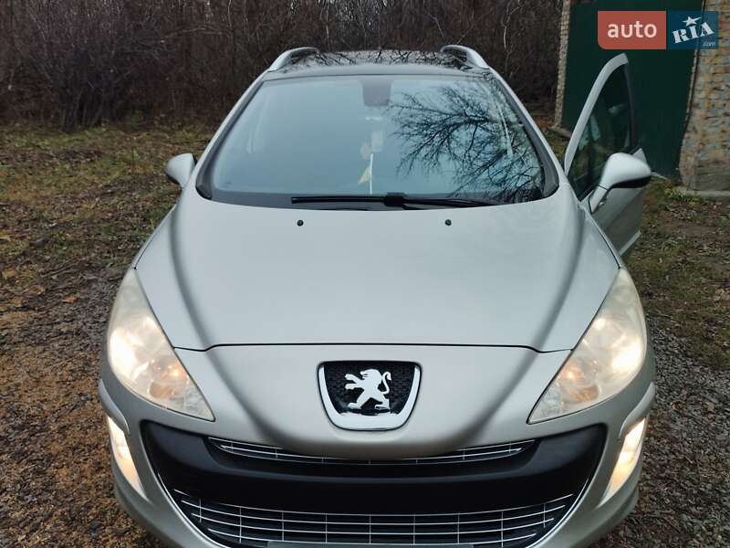 Універсал Peugeot 308 2008 в Острозі