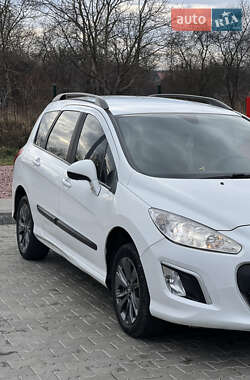 Универсал Peugeot 308 2012 в Стрые