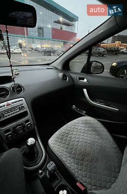 Хэтчбек Peugeot 308 2009 в Тернополе