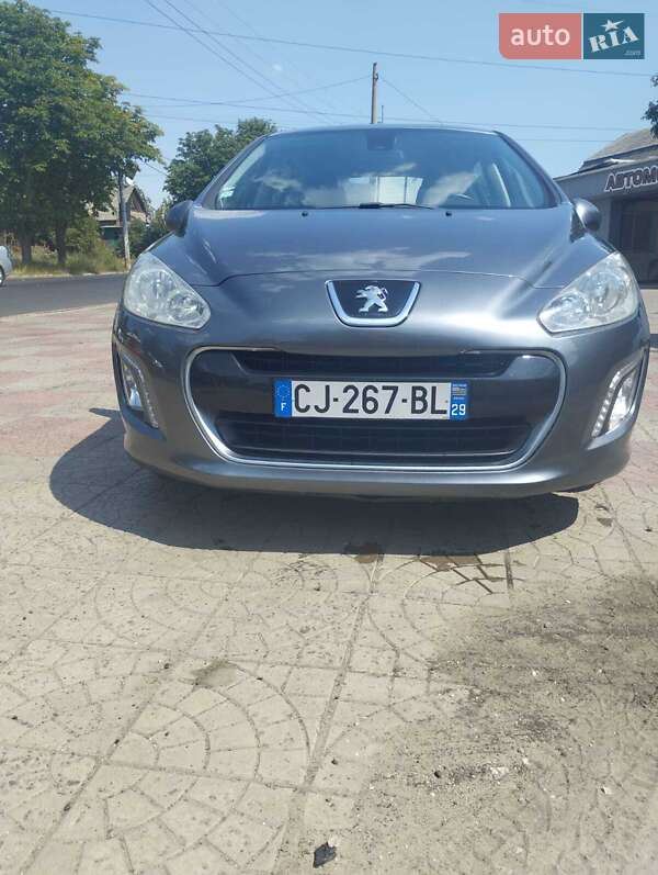 Хетчбек Peugeot 308 2011 в Краматорську
