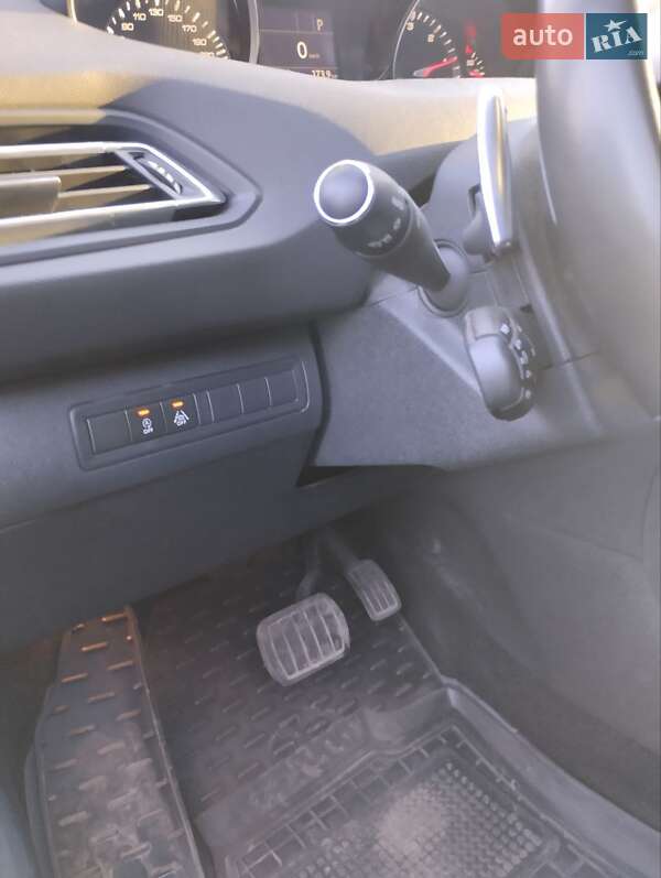 Универсал Peugeot 308 2019 в Харькове фото 11 Универсал Peugeot 308 2019 в Харькове