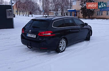 Универсал Peugeot 308 2015 в Пирятине