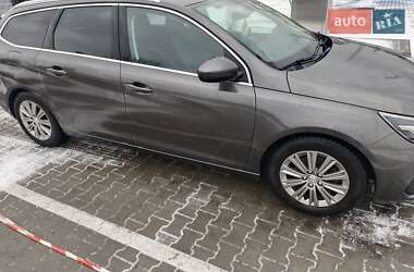 Универсал Peugeot 308 2017 в Львове