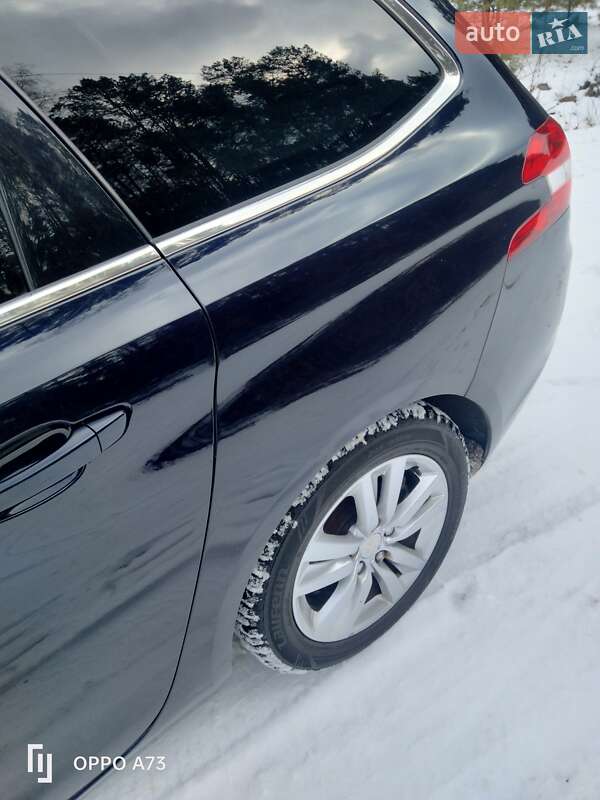 Універсал Peugeot 308 2015 в Маневичах