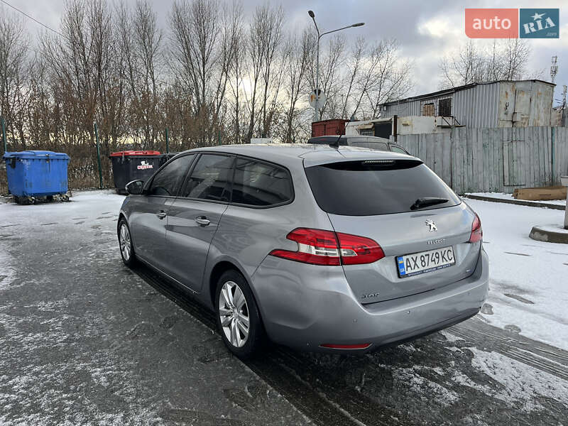 Универсал Peugeot 308 2015 в Киеве