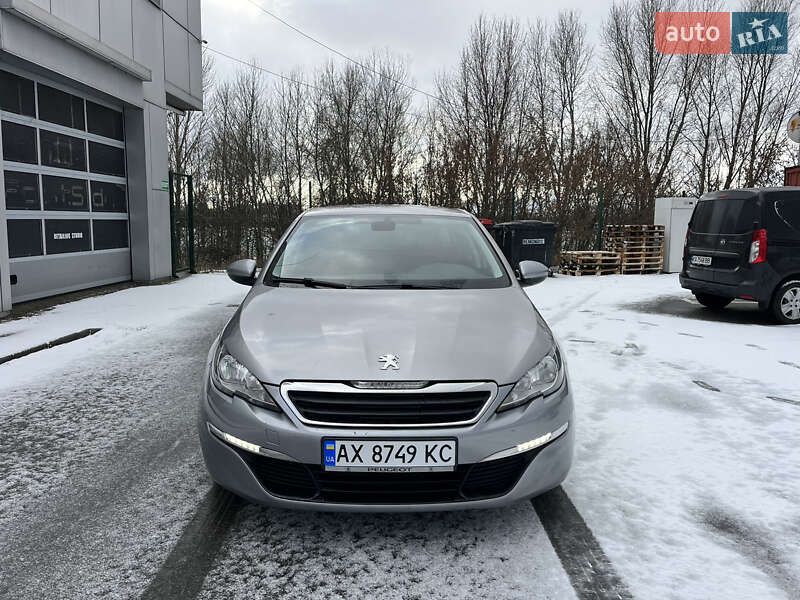 Универсал Peugeot 308 2015 в Киеве