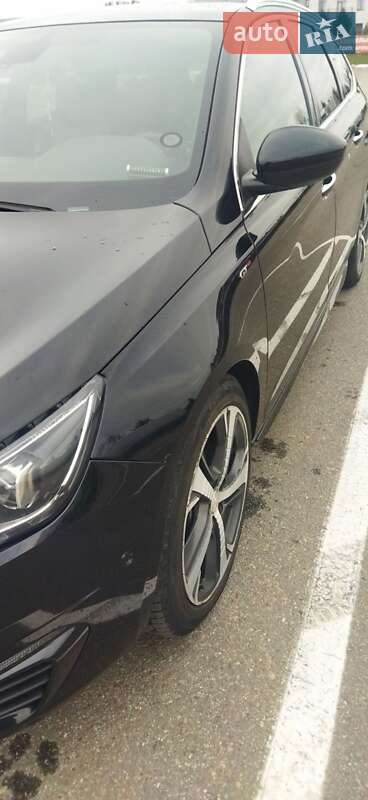 Универсал Peugeot 308 2015 в Львове