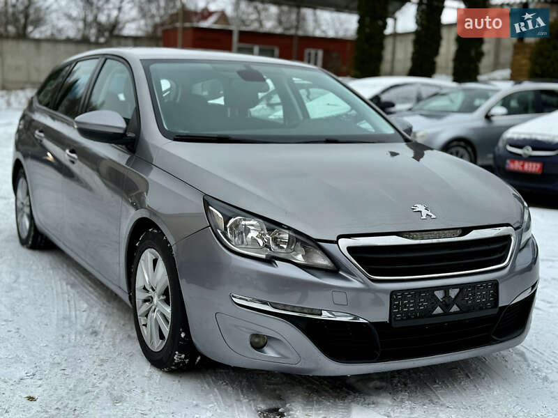 Универсал Peugeot 308 2015 в Ровно