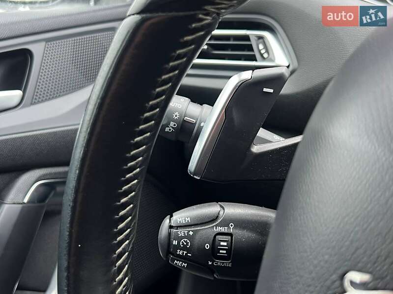 Универсал Peugeot 308 2018 в Киеве фото 16 Универсал Peugeot 308 2018 в Киеве
