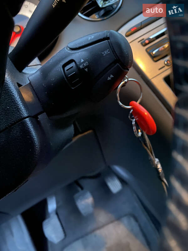 Хэтчбек Peugeot 308 2012 в Стрые