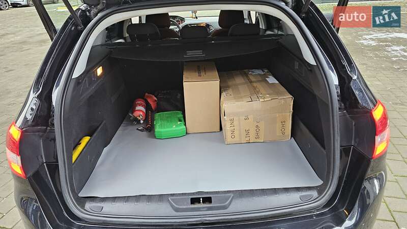 Универсал Peugeot 308 2015 в Ивано-Франковске