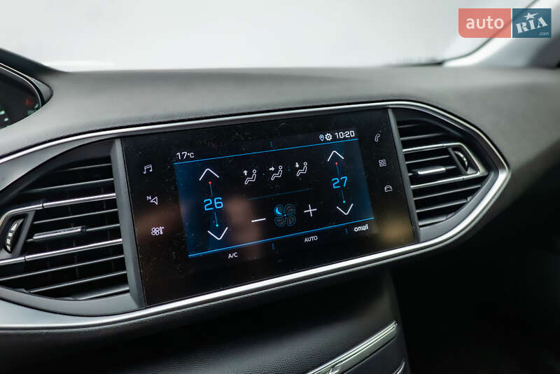 Хэтчбек Peugeot 308 2020 в Киеве