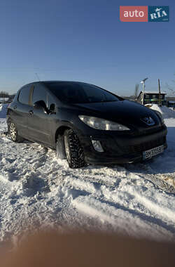 Хэтчбек Peugeot 308 2009 в Тростянце