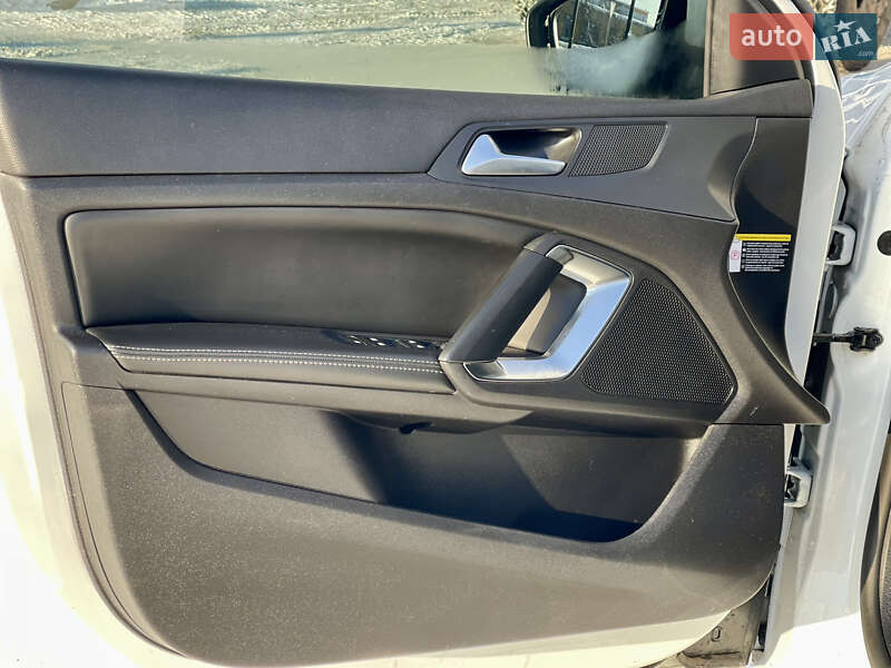 Универсал Peugeot 308 2014 в Дубно