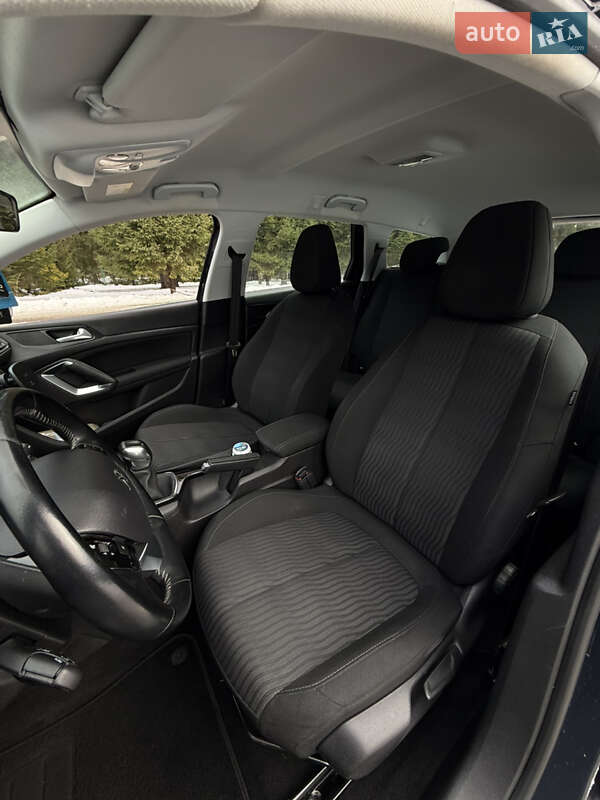 Универсал Peugeot 308 2016 в Ивано-Франковске