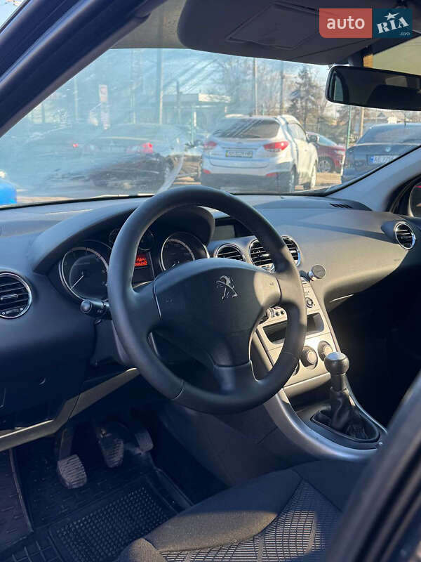 Универсал Peugeot 308 2013 в Кривом Роге