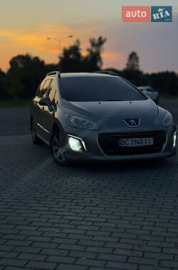 Універсал Peugeot 308 2011 в Львові