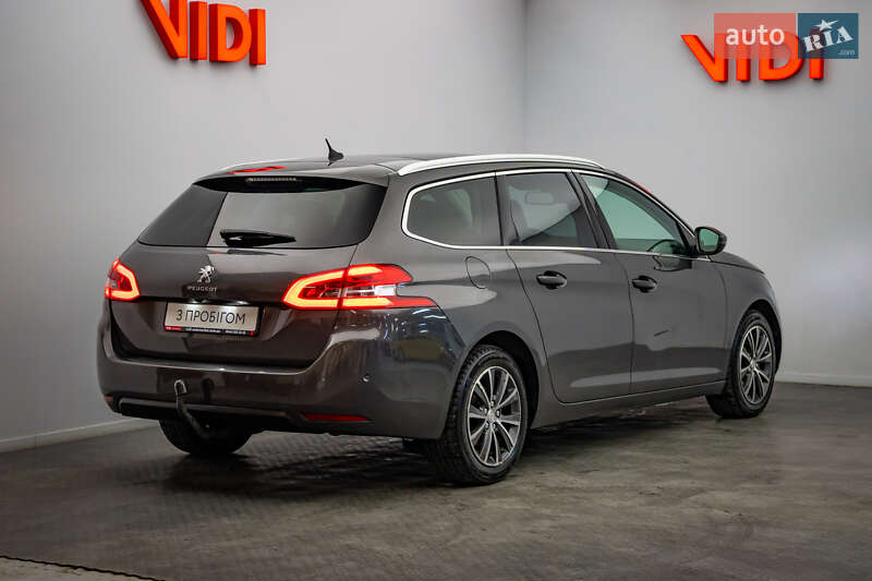 Универсал Peugeot 308 2017 в Киеве