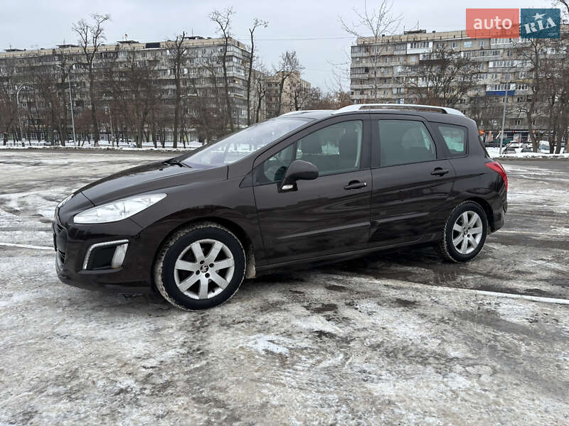 Универсал Peugeot 308 2012 в Киеве