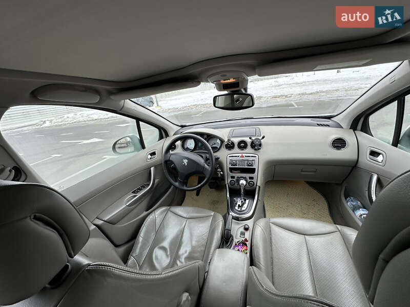 Хэтчбек Peugeot 308 2008 в Львове фото 10 Хэтчбек Peugeot 308 2008 в Львове