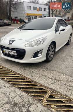 Кабріолет Peugeot 308 2014 в Дніпрі