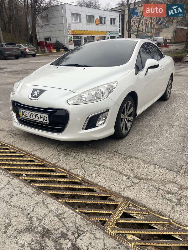 Кабриолет Peugeot 308 2014 в Днепре